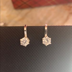 Clip zirconia delicate earrings. New without tags